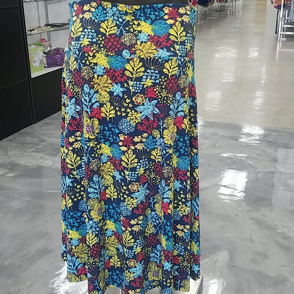 LuLaRoe Printed Skirt - Picture 2 of 5
